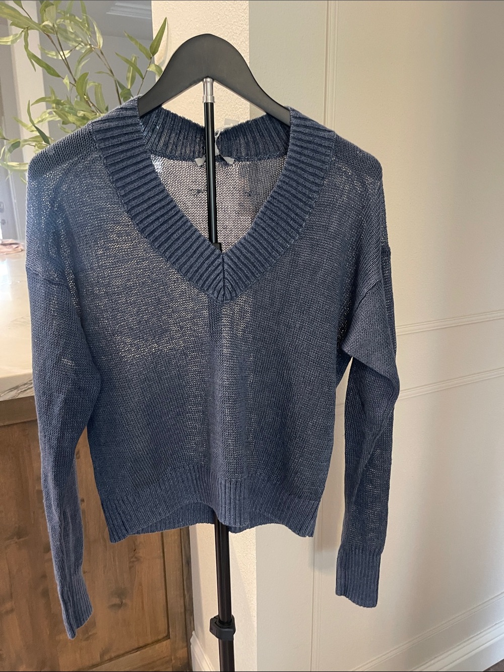 Madewell NWT Deep V-Neck 100% linen Sweater XXS $110